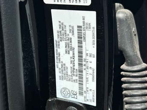 Used 2020 Ford F150 XLT w/ Equipment Group 302A Luxury AWD/4WD image 28