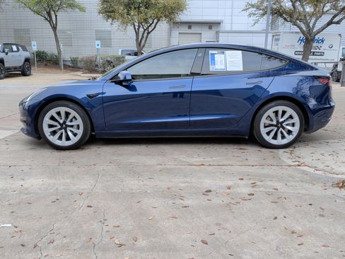 Used 2023 Tesla Model 3 Standard Range image 7