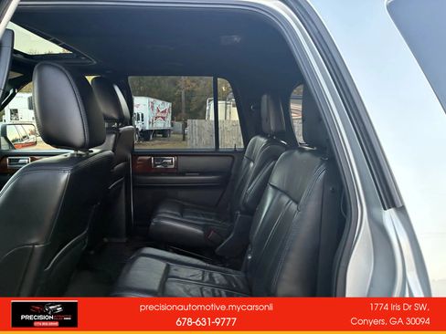 Used 2016 Lincoln Navigator L Select image 35
