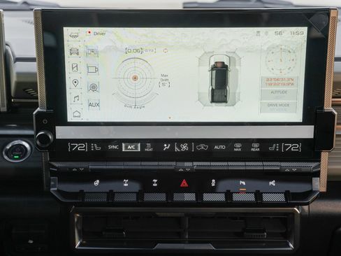 Used 2024 GMC Hummer EV 3X w/ Extreme Off-Road Package image 43