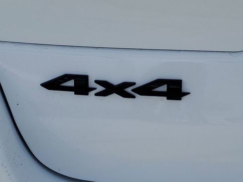 New 2025 Jeep Grand Cherokee Limited w/ Black Appearance Package image 8