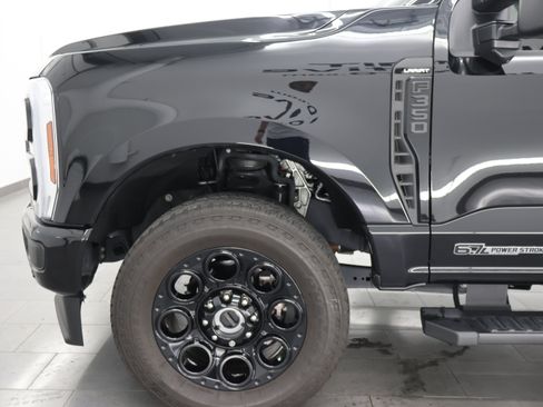 Used 2025 Ford F350 Lariat w/ Lariat Ultimate Package AWD/4WD image 37