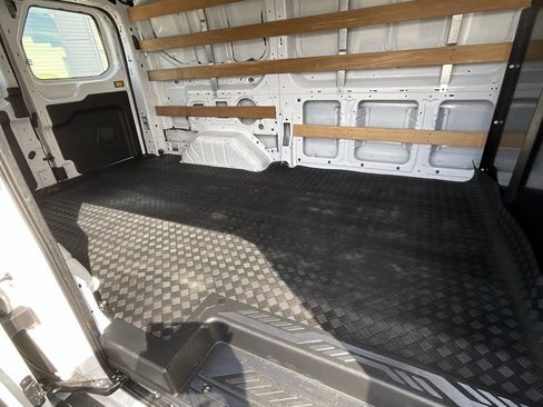 Used 2024 Ford Transit 250 Low Roof w/ Exterior Upgrade Package image 10