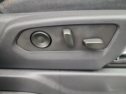 Certified 2024 GMC Sierra 2500 AT4 w/ AT4 Preferred Package image 39