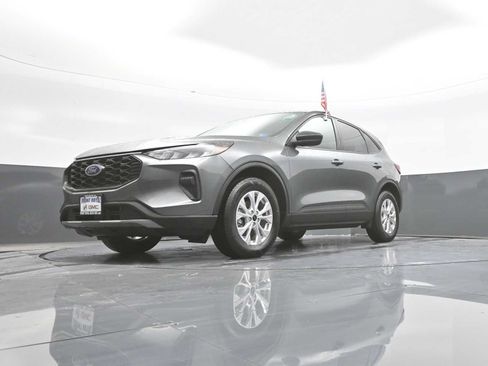 Used 2025 Ford Escape Active AWD/4WD image 35