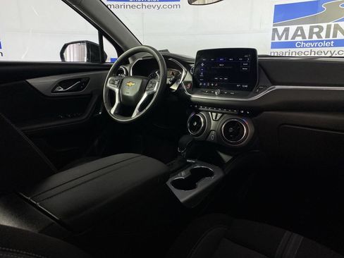 Used 2025 Chevrolet Blazer LT FWD image 26
