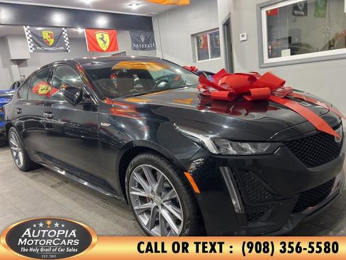 Used 2022 Cadillac CT5 V image 7