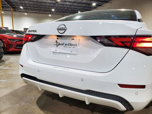 Used 2024 Nissan Sentra S FWD image 37
