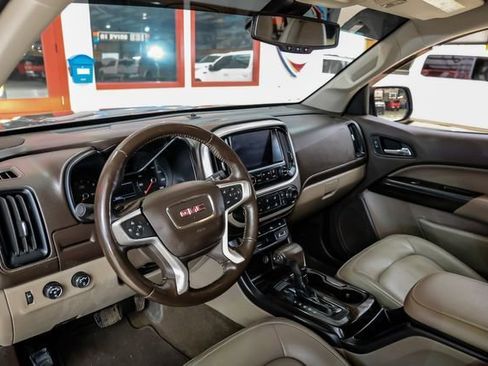 Used 2018 GMC Canyon SLT image 5