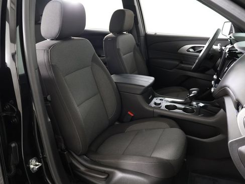 Used 2023 Chevrolet Traverse LT FWD image 34