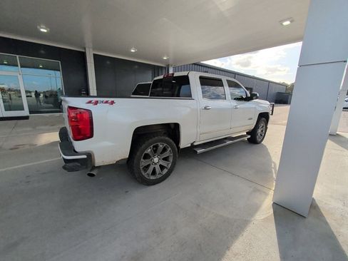 Used 2018 Chevrolet Silverado 1500 High Country image 4