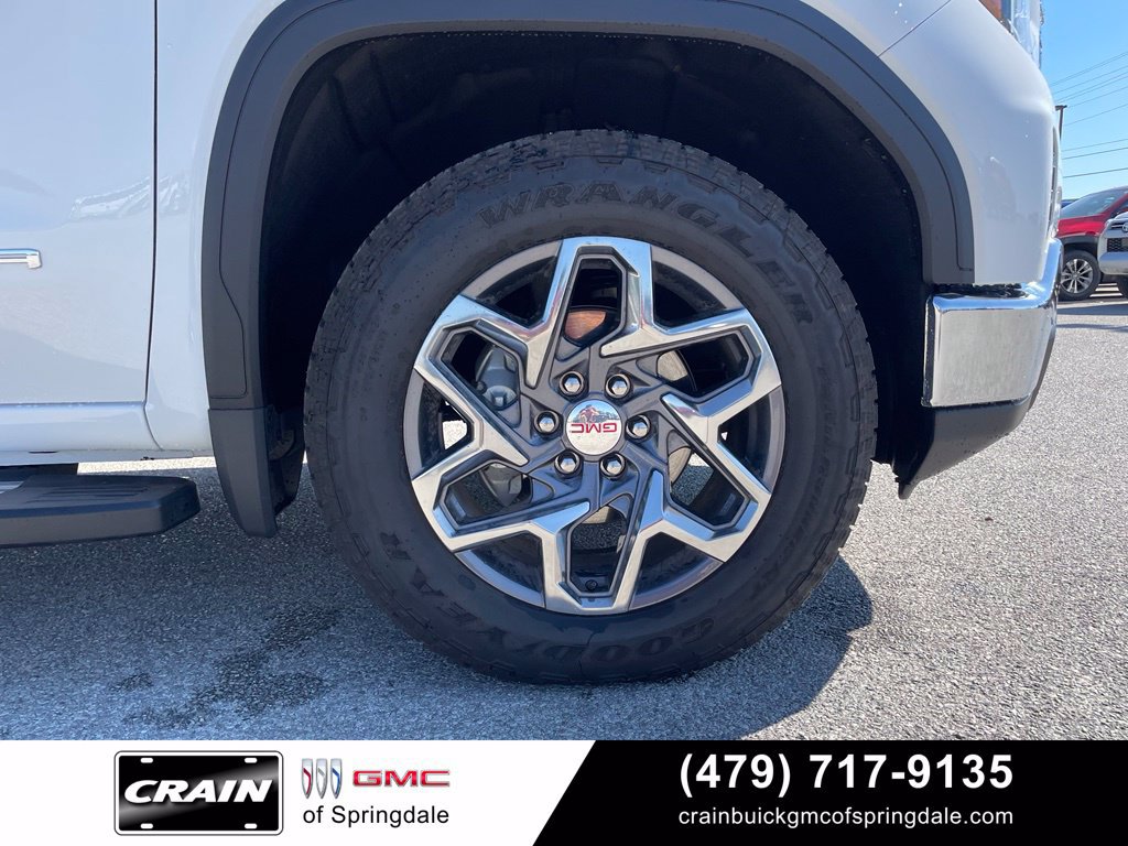 Used 2026 GMC Sierra 1500 SLT w/ SLT Premium Package AWD/4WD image 30