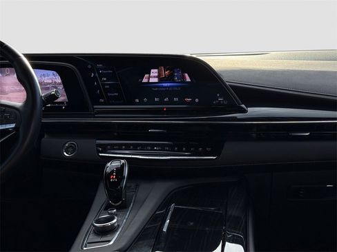 Used 2023 Cadillac Escalade Sport w/ Touring Package image 19