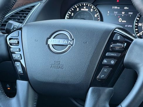 Used 2024 Nissan Armada SL w/ Captain's Chairs Package image 16