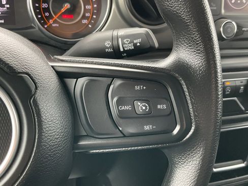 Used 2021 Jeep Gladiator Sport w/ Trailer Tow Package image 7