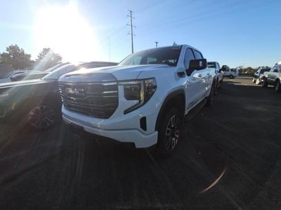 Used 2024 GMC Sierra 1500 AT4 w/ Technology Package