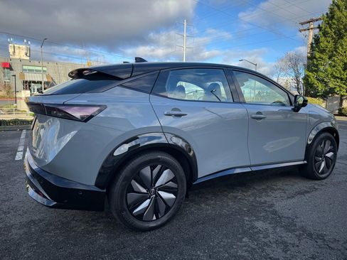 Used 2023 Nissan Ariya image 11