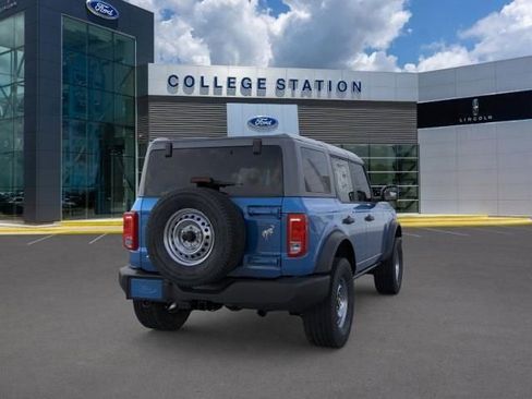 New 2025 Ford Bronco 4-Door image 8