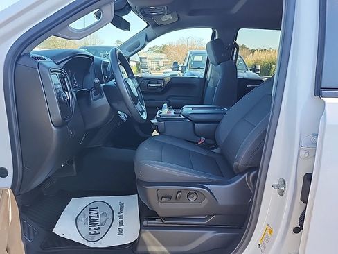 Used 2024 Chevrolet Silverado 1500 Custom image 26