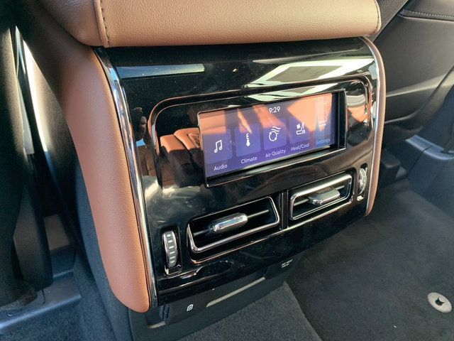 New 2027 Lincoln Aviator Reserve AWD/4WD image 18