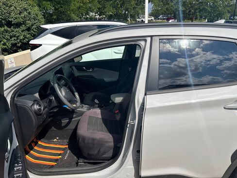 Used 2023 Hyundai Kona SEL w/ Convenience Package AWD/4WD image 9