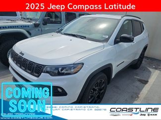 Used 2025 Jeep Compass Latitude w/ Altitude Special Edition image 1