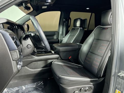 Used 2025 GMC Yukon AT4 Ultimate image 11