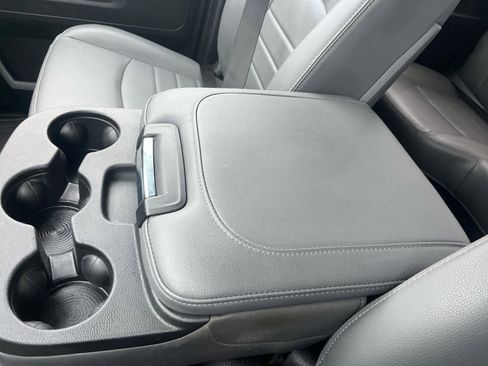 Used 2018 RAM 1500 Express image 23