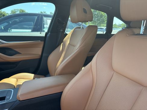 Used 2022 BMW i4 eDrive40 w/ Premium Package RWD image 38