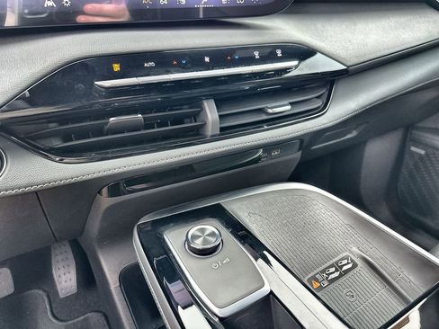 New 2026 Buick Enclave Sport Touring image 27