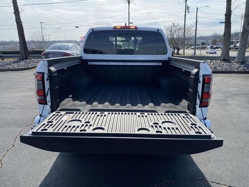 New 2025 Nissan Frontier PRO-4X w/ Pro Convenience Package image 10