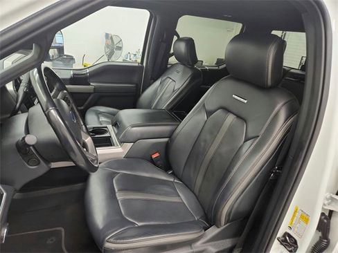Used 2022 Ford F250 Platinum image 16