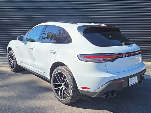Used 2023 Porsche Macan S image 3
