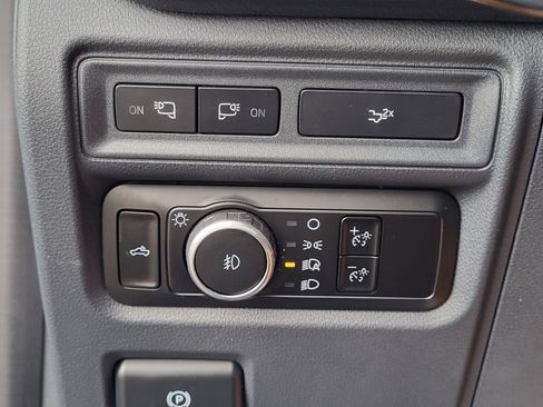 Used 2023 Ford F150 XLT w/ Equipment Group 302A High RWD image 24