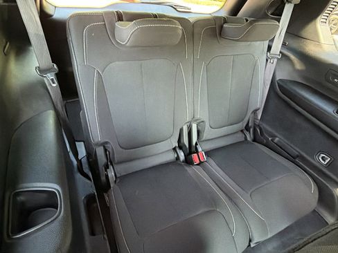 Used 2025 Jeep Grand Cherokee L Laredo w/ Luxury Tech Group I RWD image 22
