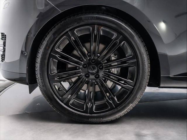 New 2026 Land Rover Range Rover SE AWD/4WD image 11