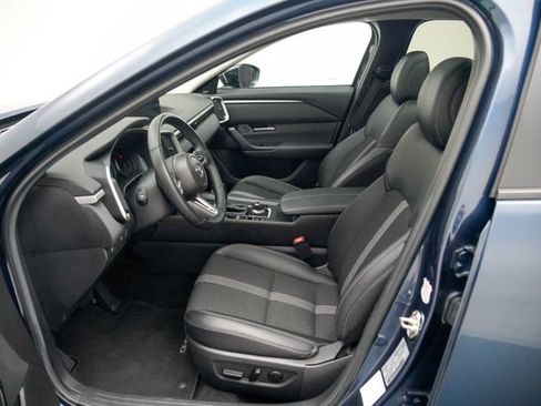 Used 2025 MAZDA CX-50 AWD 2.5 S w/ Premium Package image 12