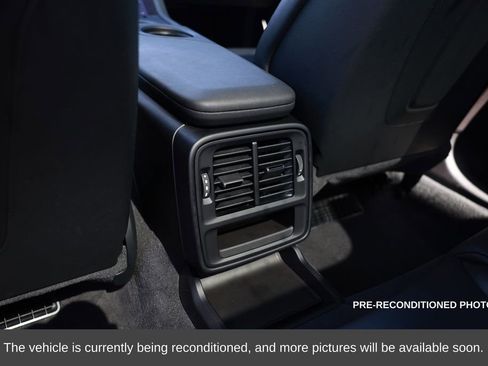 Used 2023 Porsche Taycan Base w/ Premium Package image 33