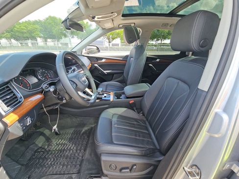Used 2023 Audi Q5 2.0T Premium image 14