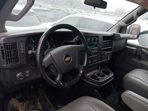 Used 2020 Chevrolet Express 2500 w/ Driver Convenience Package image 7
