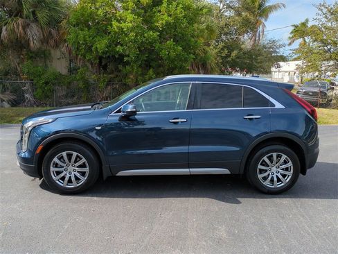 Used 2021 Cadillac XT4 Premium Luxury w/ Driver Awareness Package image 7