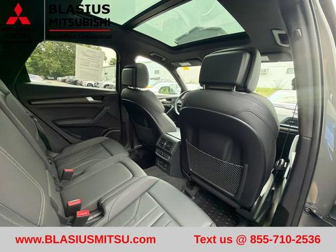 Used 2023 Audi Q5 2.0T Premium Plus w/ Premium Plus Package AWD/4WD image 39