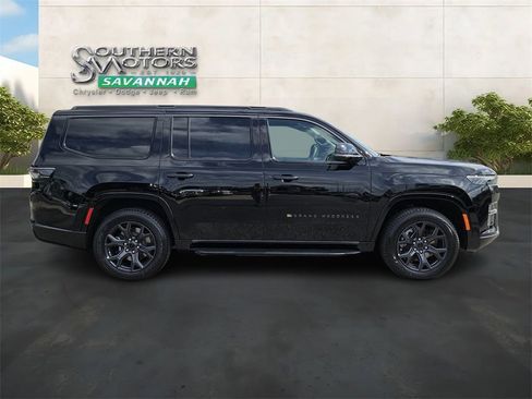 New 2026 Jeep Grand Wagoneer Limited w/ Convenience Group I AWD/4WD image 6