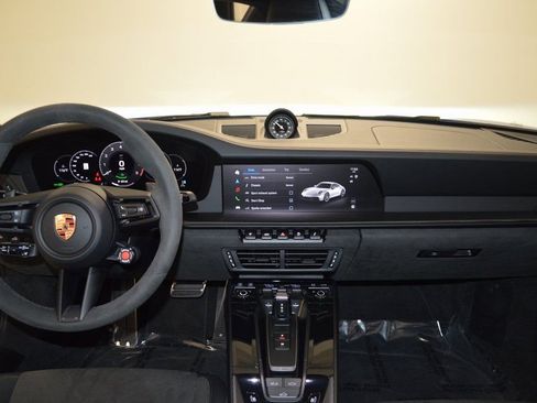 Certified 2025 Porsche 911 Carrera 4 GTS image 39