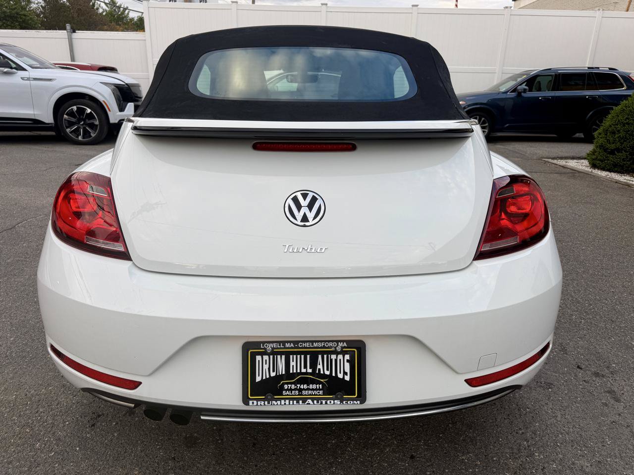 Used 2019 Volkswagen Beetle 2.0T SE FWD image 4