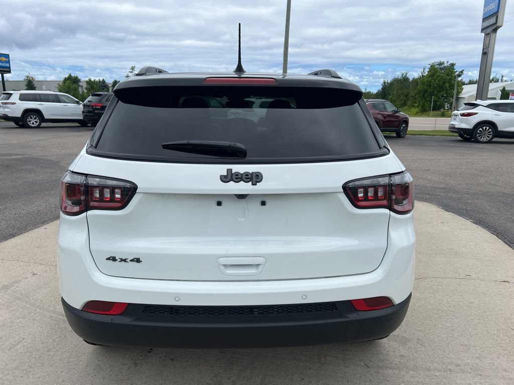 New 2025 Jeep Compass Limited w/ Sun & Sound Group AWD/4WD image 6