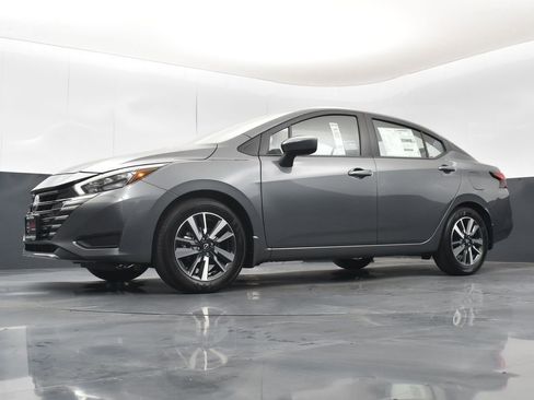 New 2025 Nissan Versa SV w/ Trunk Package image 38