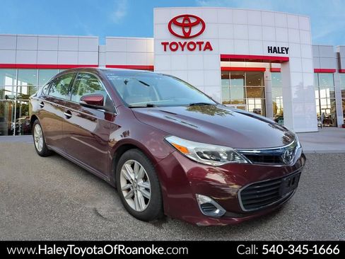 Used 2013 Toyota Avalon XLE Premium FWD image 1