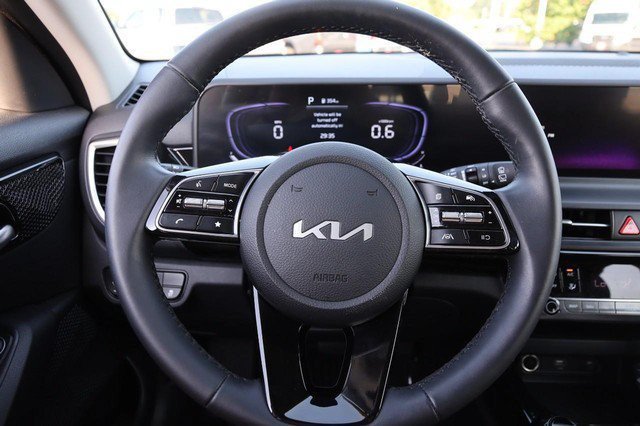 Used 2026 Kia Seltos S FWD image 10