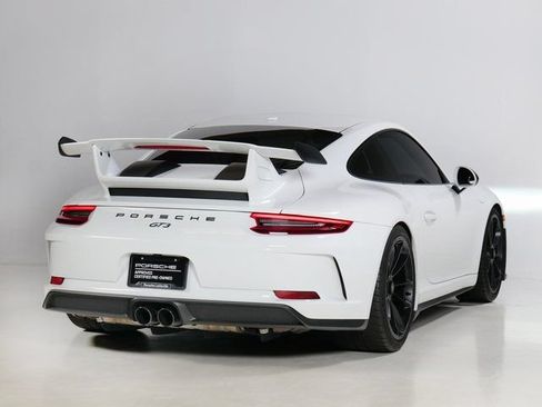 Certified 2018 Porsche 911 GT3 w/ Sport Chrono Package RWD image 9